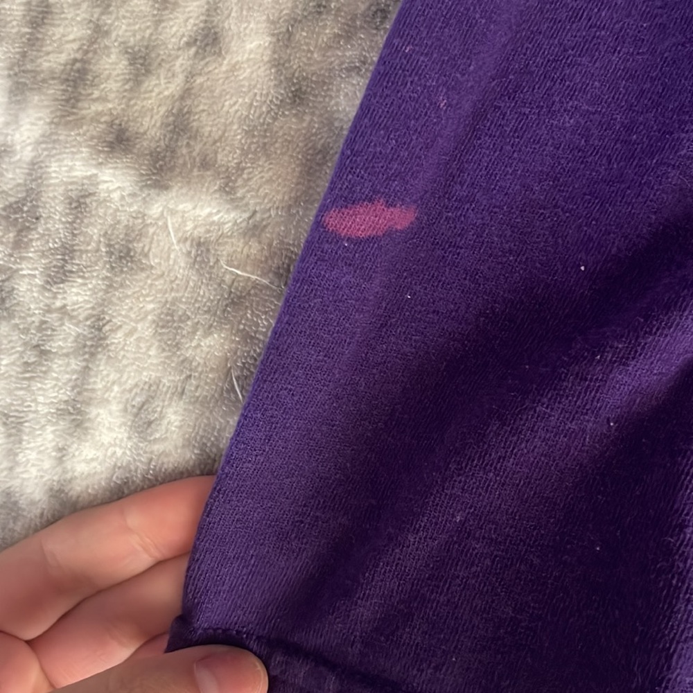 graphic tee - Picture 4 of 4